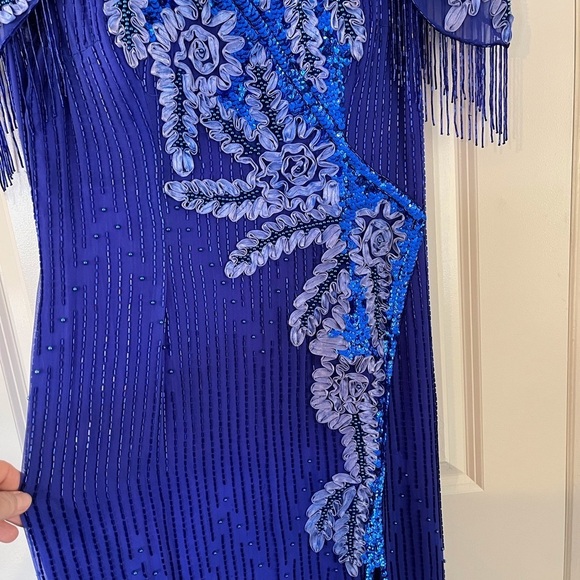 Stunning Beaded and Sequined Gown 100% Silk Size 14 - Picture 6 of 14